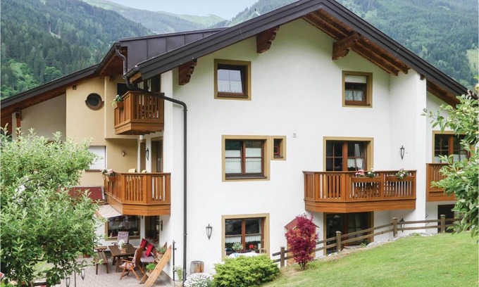 Bad Hofgastein Apartment | Beautiful apartment in Bad Hofgastein w/ WiFi and 2 Bedrooms