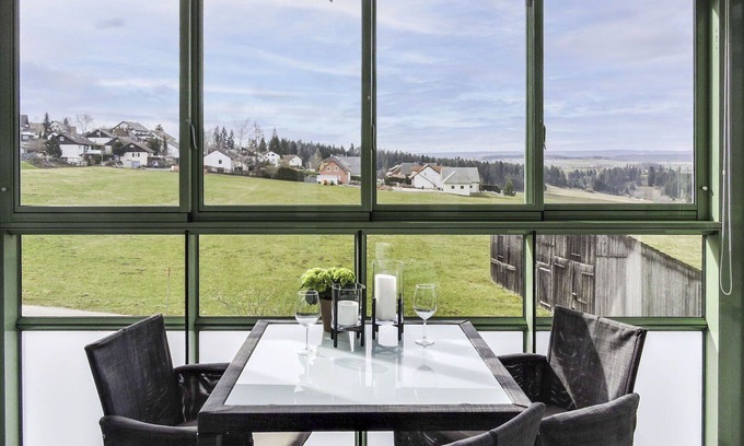 Loffingen Apartment | Beautiful apartment for 3 guests with pool, WIFI, TV, balcony, pets allowed and panoramic view