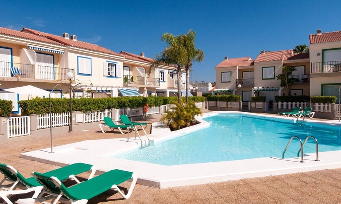 Pasito Blanco Apartment | Beautiful apartment for 4 people with pool, WIFI, A/C, TV, terrace and pets allowed