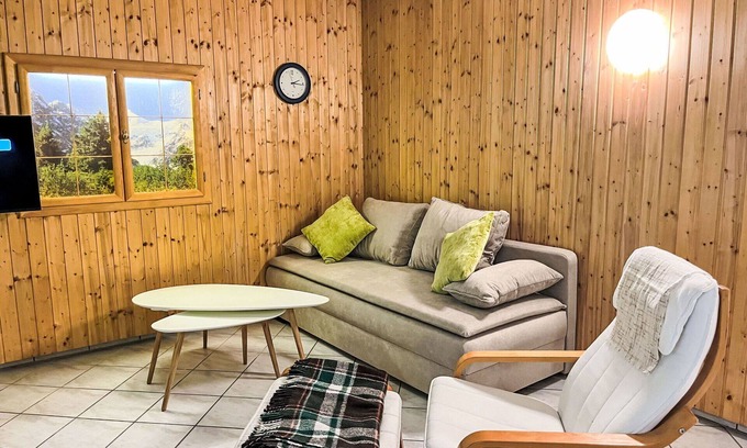 Grosssoelk Apartment | Beautiful apartment for 2 guests with WIFI, hot tub and TV