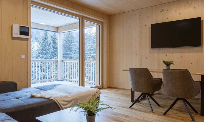 Lachtal Apartment | Beautiful apartment for 8 guests with WIFI, TV, terrace and parking