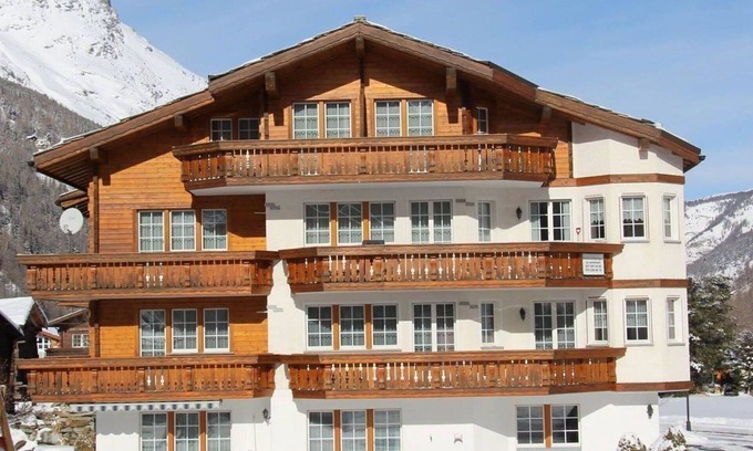 Saas Grund Apartment | Beautiful apartment for 4 people with WIFI, balcony and pets allowed