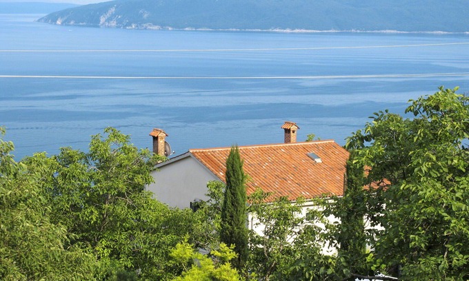 Mosenice Apartment | Beautiful apartment for 4 guests with WIFI, TV, terrace and parking