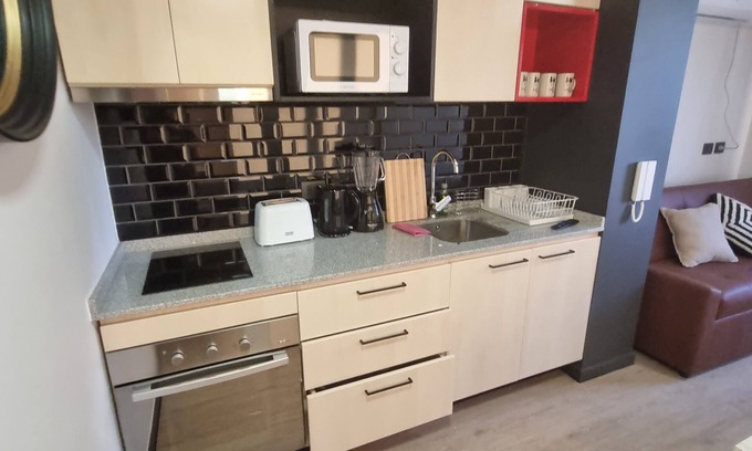 Downtown Santiago Apartment | Beautiful apartment in Metro Parque Almagro