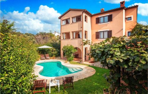 Vinkuran Apartment | Beautiful Apartment In Pula With Wifi