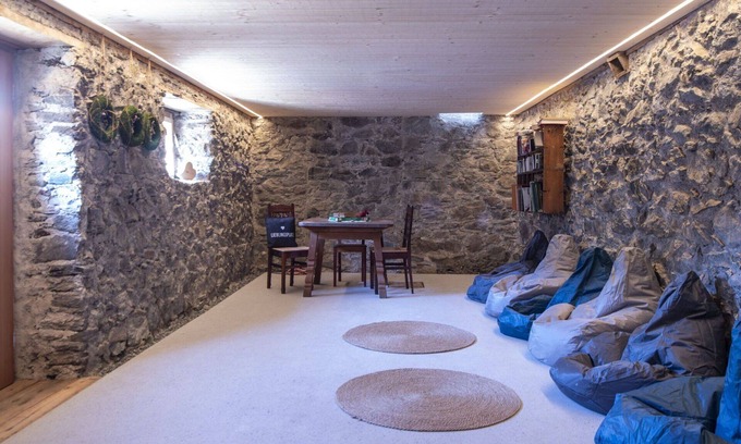 Kauns Villa | Beautiful apartment in villa for 8 people with WIFI and terrace