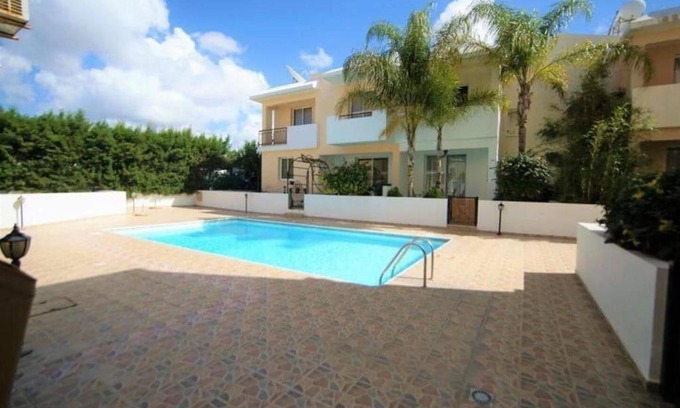 Old Town Apartment | Beautiful Apartment with pool in Paphos Cyprus
