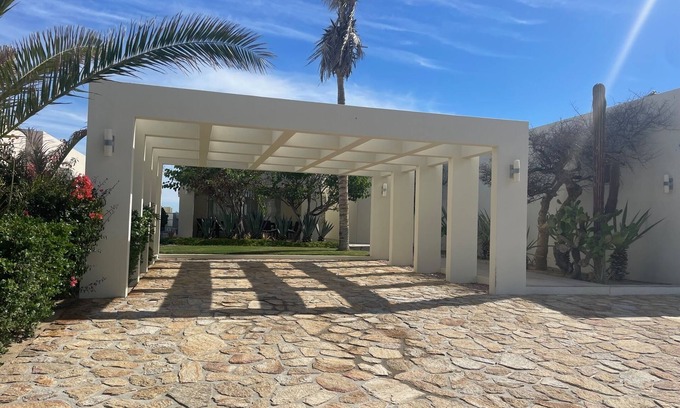 La Ribera Villa | Beautiful Beach front Villa