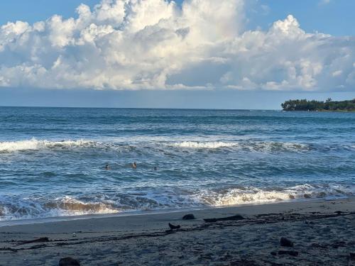 Pottuvil Division 2 Hotel | Beautiful Beach