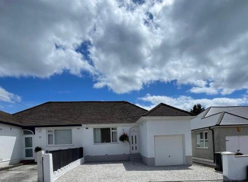 Plymouth House | Beautiful Bungalow