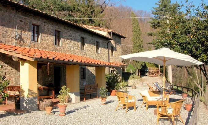 San Quirico Cottage | Beautiful Cottage in Pescia