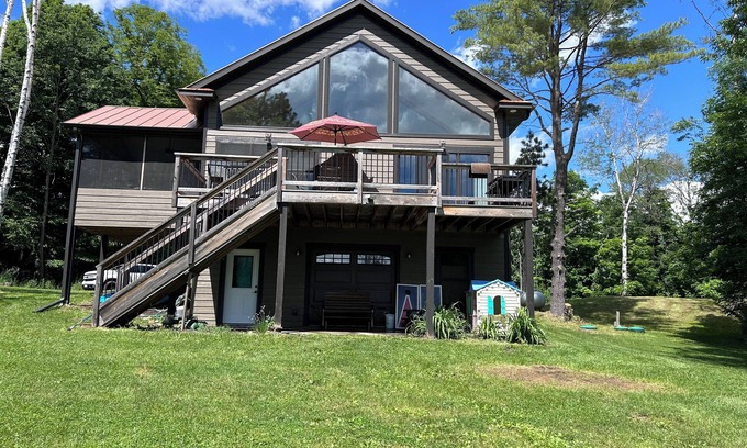 McGregor Cabin | Beautiful cabin on Lake Minnewawa