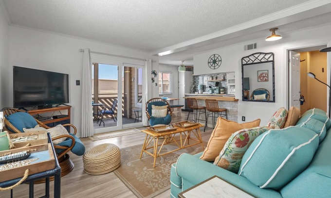 Ash Condo | Beautiful Coastal Retreat in North Myrtle Beach - Steps from the Ocean