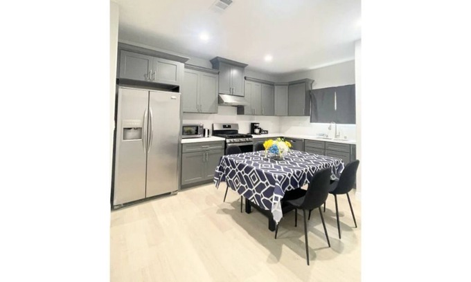 Fountain Valley Apartment | Beautiful Coastal Apartment