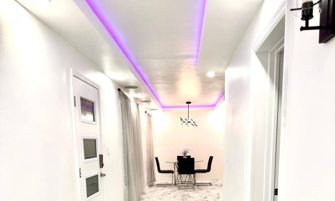 South Mountain House | Beautiful, Comfortable, Safe and Quiet place, Only 11 Min from the airport