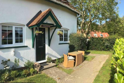 Aberporth House | Beautiful Cosy Cottage in Aberporth