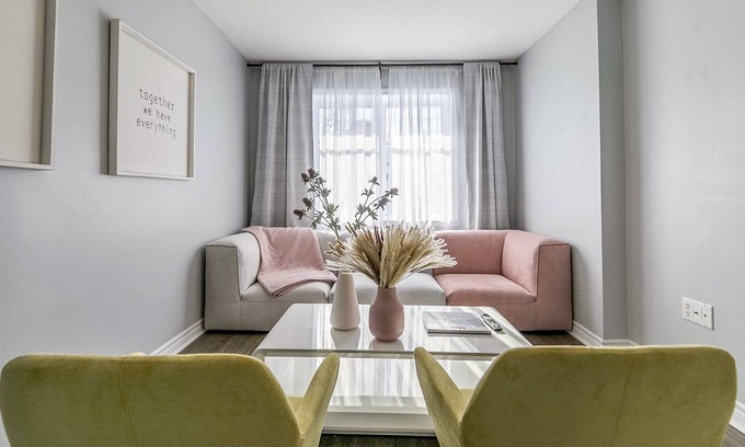 Longueuil Cottage | Beautiful Cottage within Walking Distance to the Metro and Free Parking
