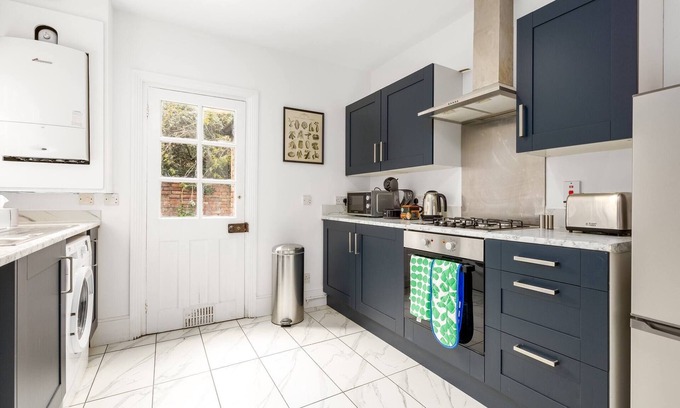 Oxford House | Beautiful Edwardian Home In Central Oxford