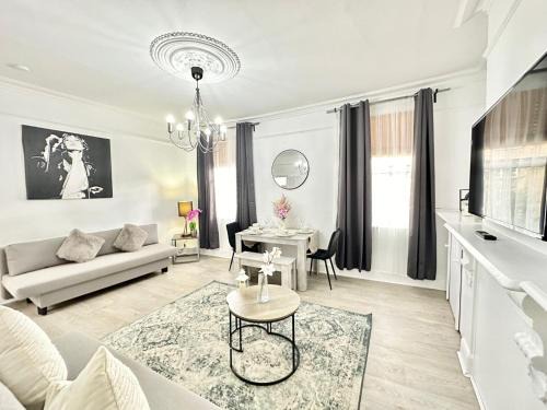 Askew Apartment | Beautiful Family Apartment In Shepherd Bush