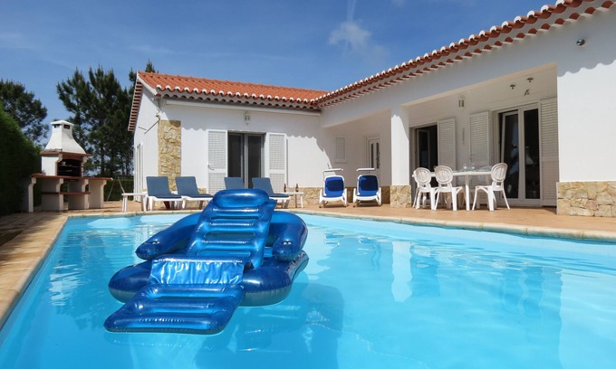 Aljezur Villa | Beautiful family villa, quiet private pool, large garden, great beaches & WiFi