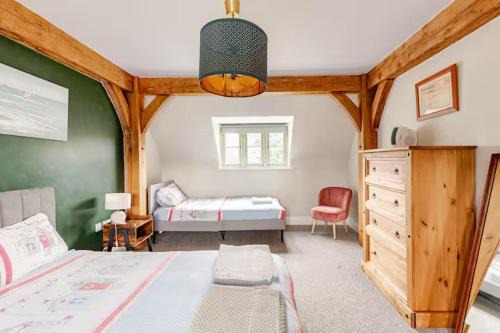 Heswall House | Beautiful farm house with hot tub