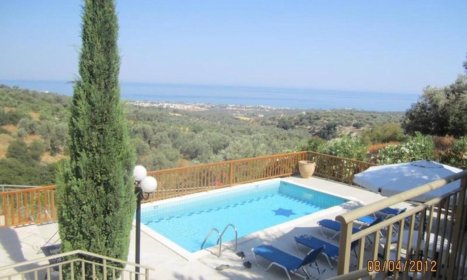Adele House | Beautiful Holiday House for 10 Persons, With Swimming Pool