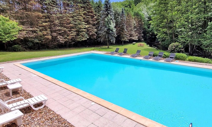 Saint-Paul-la-Roche House | Beautiful home in St Paul La Roche
