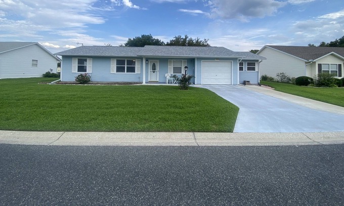 Leesburg House | Beautiful Home In 55+ Gated Community - Club House w/pool