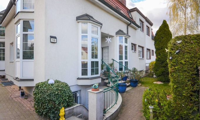 Prenzlauer Berg House | Beautiful Home in Berlin With 2 Bedrooms and Internet