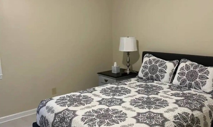 Thomasville House | Beautiful home in quiet neighborhood, minutes from downtown Thomasville