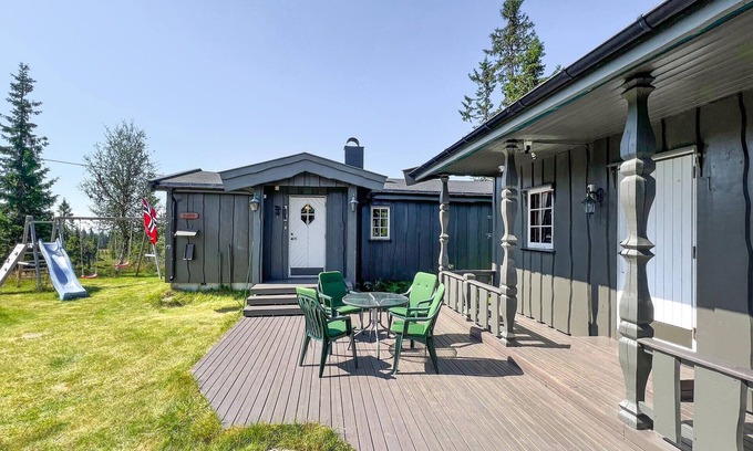 Sjusjoen House | Beautiful home in Sjusjøen with sauna
