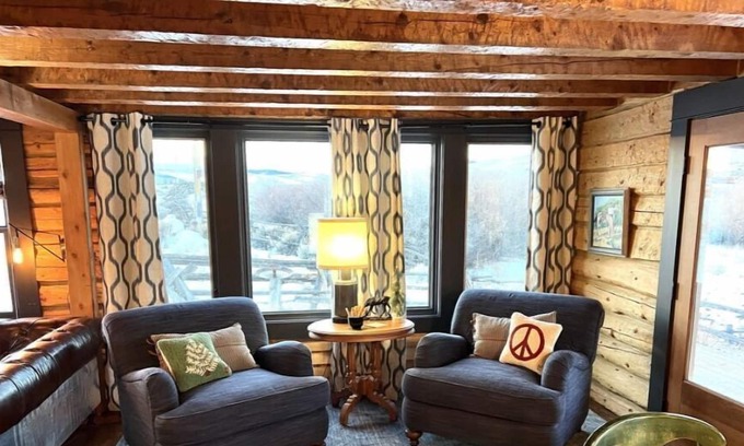 Dillon Apartment | Beautiful home