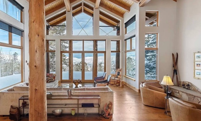 Bear Valley House | Beautiful home with views