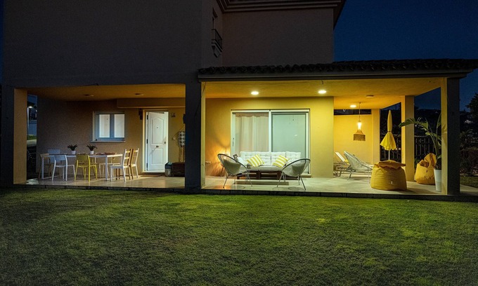 Atlanterra House | Beautiful house with wonderful porch and private garden.