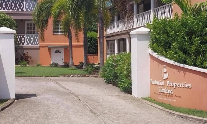 Camps Apartment | Beautiful island getaway, close proximity to popular beaches and historic site C