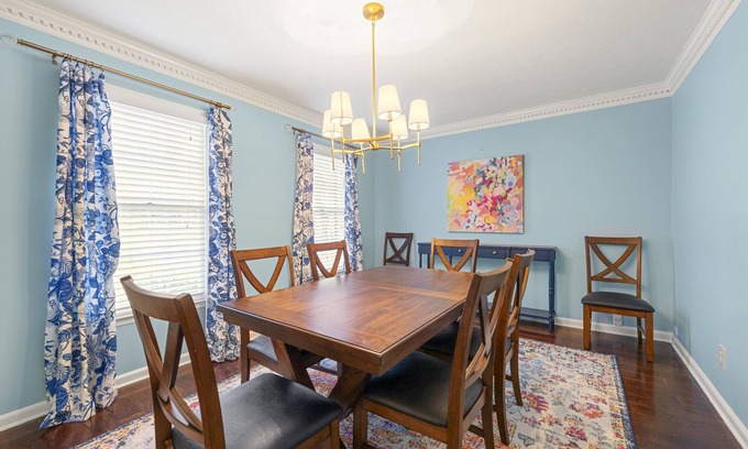 East Cobb House | Beautiful & large Newly renovated 4 Bedroom house.