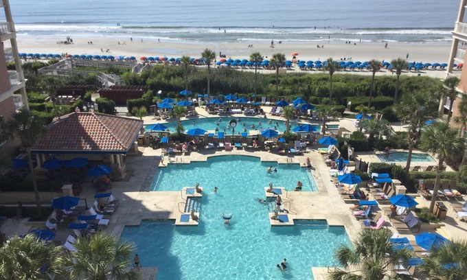 The Dunes Resort | Beautiful Luxury Beach/Ocean Front Resorts - Marriott's Ocean Watch Resorts