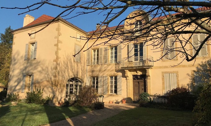 Mielan House | Beautiful Maison de Maitre with large garden and private pool