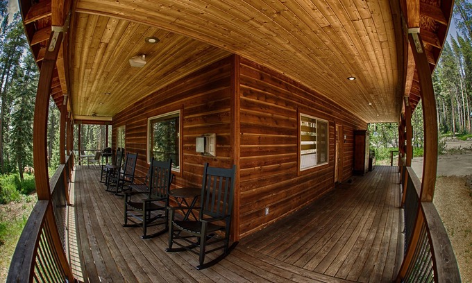 Echo Lake House | Beautiful Mountain Cabin on Echo Summit