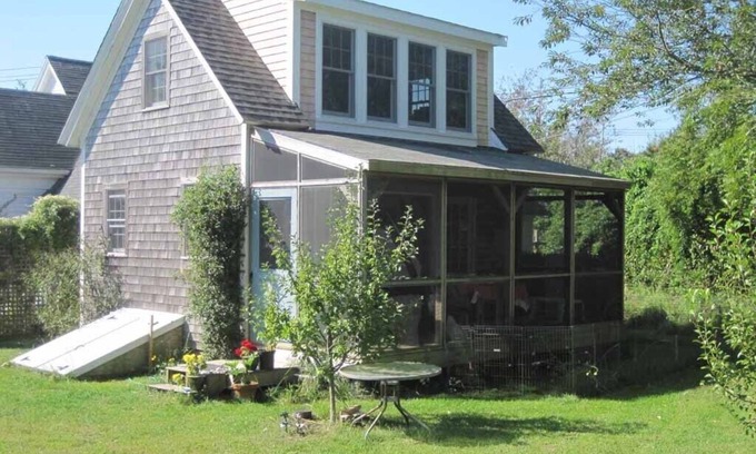 North Truro Cottage | Beautiful North Truro Cottage with screen porch, gardens, and walk to the beach