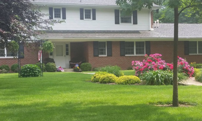 Indianapolis House | Beautiful northside, quiet. Close to Butler, Broad Ripple, 15 min downtown