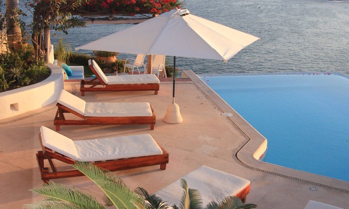 Santa Maria Huatulco Villa | Beautiful Ocean Front Villa Mexico 5 Bedrooms Fully Staffed POOL Amazing