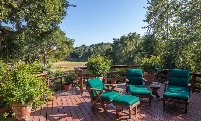 Santa Barbara House | Beautiful Peaceful Home away from Home Surrounded by Nature 10 mins to downtown