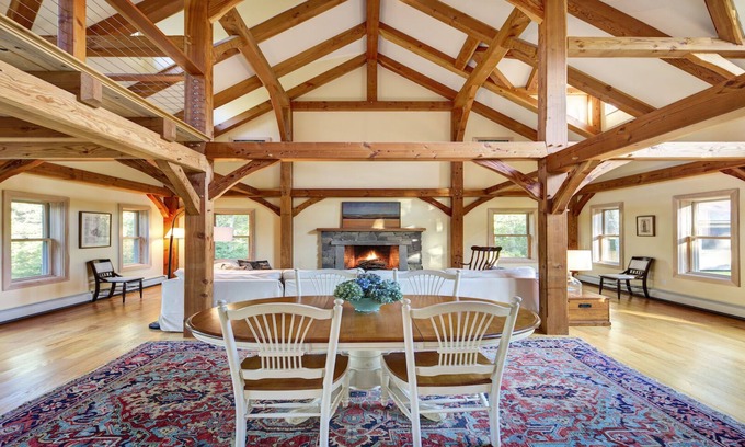 Edgartown House | Beautiful Post and Beam. Built in 2013. Sleeps 6-8