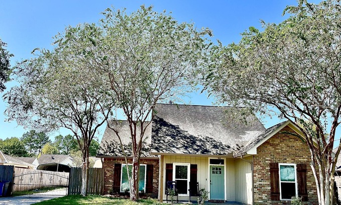 Prairieville House | Beautiful Prairieville home
