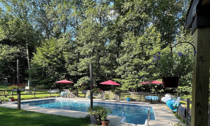 Pine Bush Other | Beautiful private farmhouse. Close to Minnewaska and Shawangunk Grasslands.