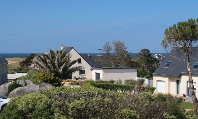 Kerlouet House | Beautiful private villa for 8 guests with WIFI, TV, terrace and parking