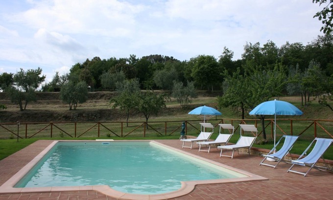 Sinalunga Villa | Beautiful private villa for 4 guests with private pool, WIFI, A/C and TV