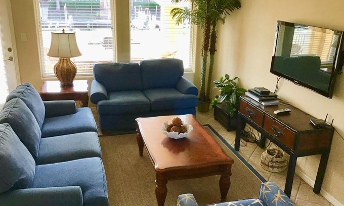 Laguna Vista House | Beautiful Townhome at the Golf Course ~18HT