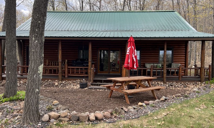 Washburn Cabin | Beautiful Valhalla/Washburn area cabin with amazing views!